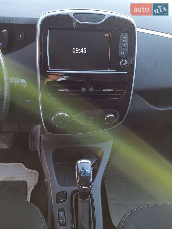 Хэтчбек Renault Zoe 2018 в Дубно