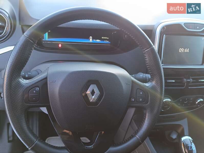 Хэтчбек Renault Zoe 2018 в Дубно