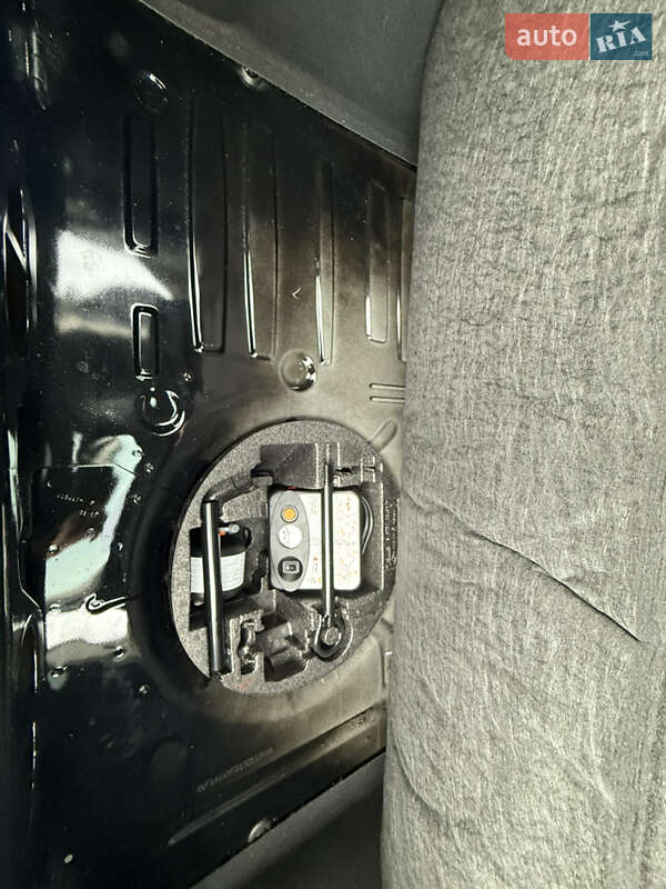 Хэтчбек Renault Zoe 2017 в Ужгороде