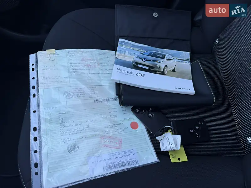 Хэтчбек Renault Zoe 2017 в Ужгороде документ
