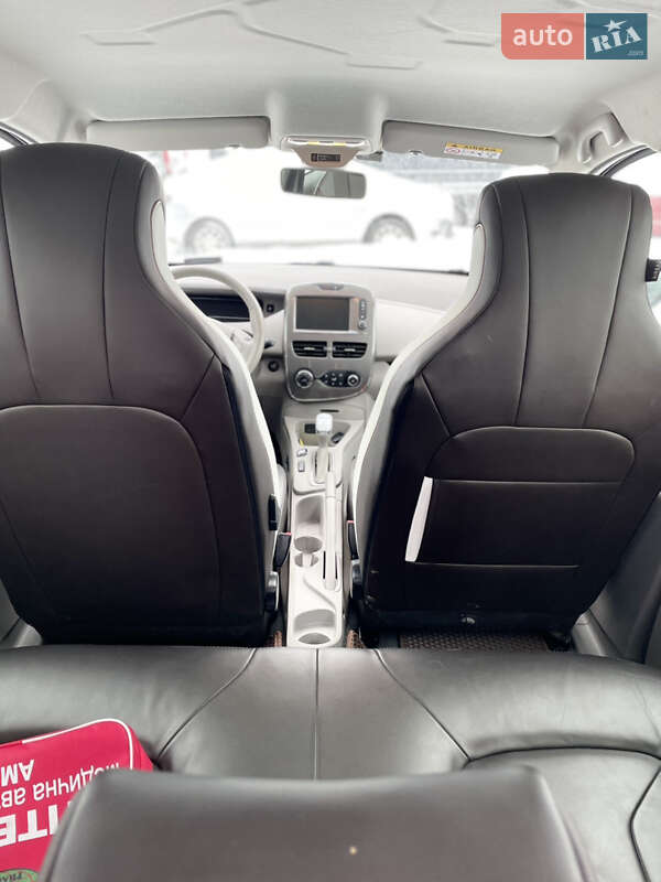 Хэтчбек Renault Zoe 2017 в Хмельницком