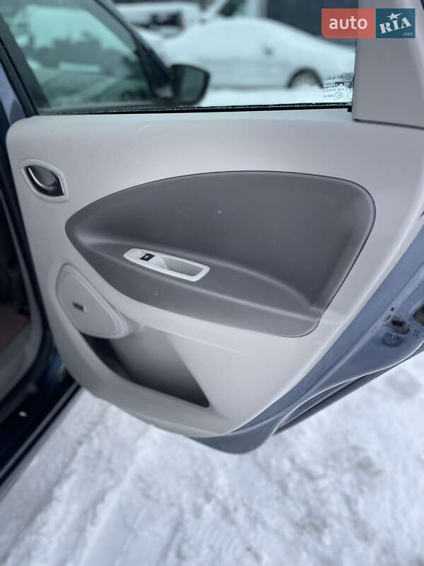 Хэтчбек Renault Zoe 2017 в Хмельницком