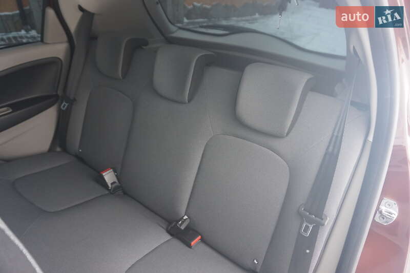 Хэтчбек Renault Zoe 2015 в Самборе