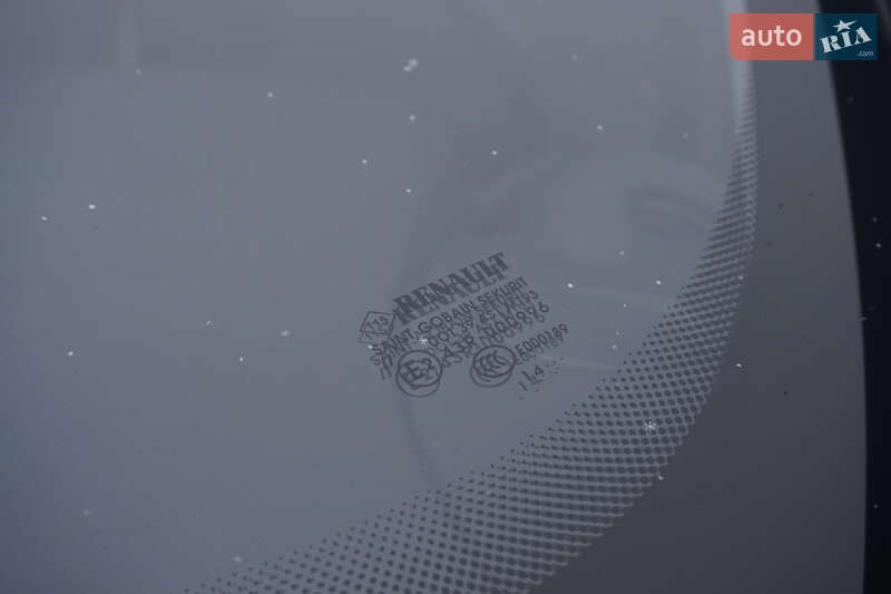 Хэтчбек Renault Zoe 2015 в Самборе