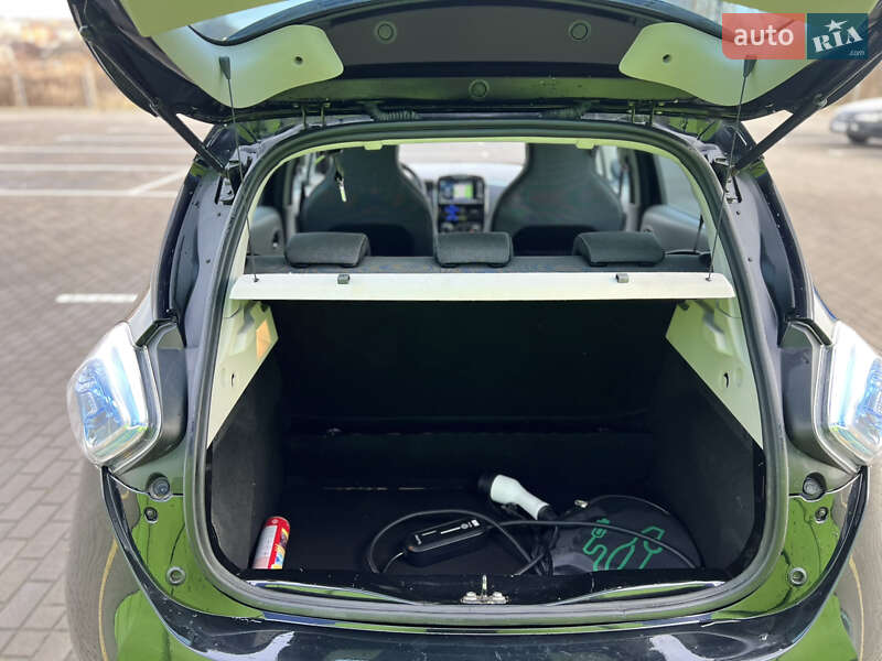 Хэтчбек Renault Zoe 2013 в Дубно