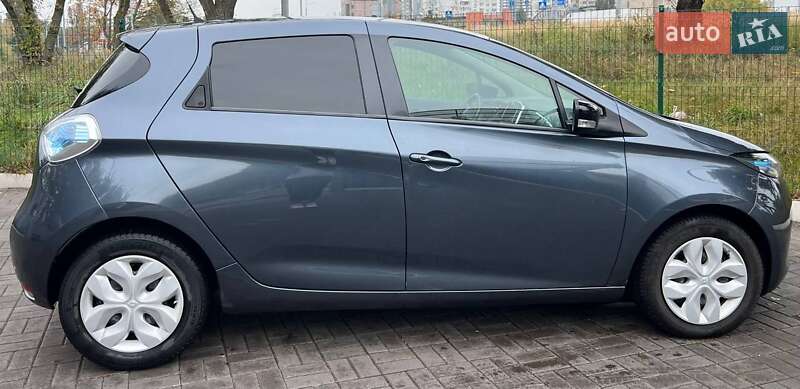 Хэтчбек Renault Zoe 2017 в Киеве фото 5 Хэтчбек Renault Zoe 2017 в Киеве
