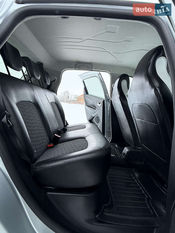 Хэтчбек Renault Zoe 2020 в Луцке