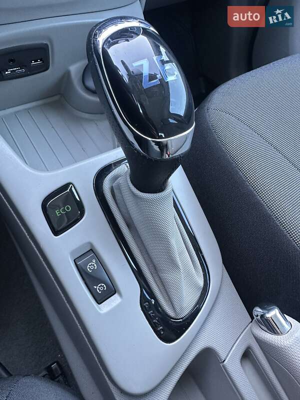 Хэтчбек Renault Zoe 2014 в Белогородке