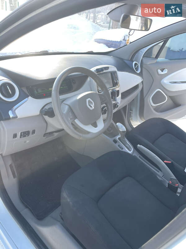 Хэтчбек Renault Zoe 2014 в Ровно фото 25 Хэтчбек Renault Zoe 2014 в Ровно