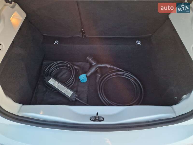 Хэтчбек Renault Zoe 2020 в Виннице фото 49 Хэтчбек Renault Zoe 2020 в Виннице