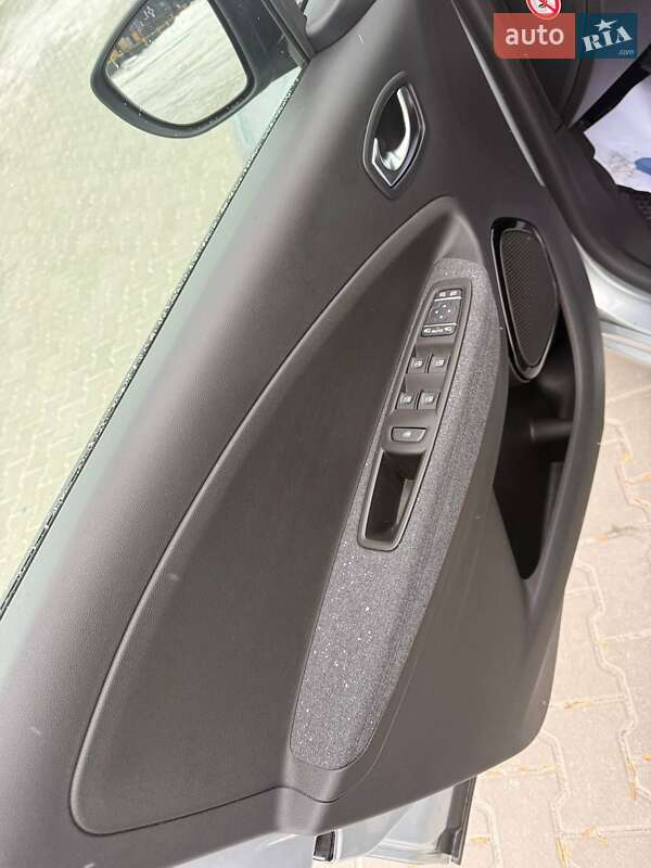 Хэтчбек Renault Zoe 2021 в Самборе фото 9 Хэтчбек Renault Zoe 2021 в Самборе