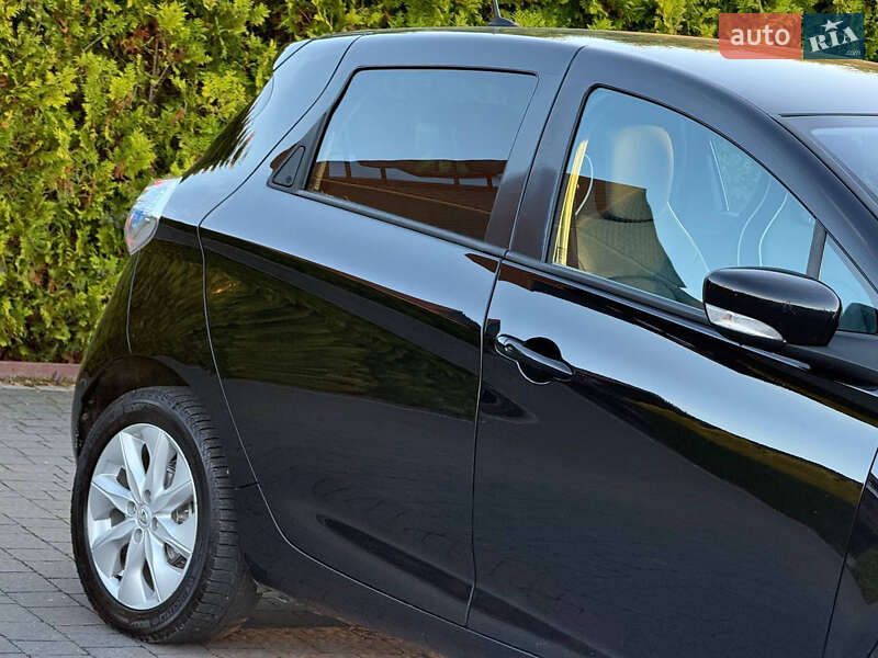 Хэтчбек Renault Zoe 2014 в Стрые фото 16 Хэтчбек Renault Zoe 2014 в Стрые
