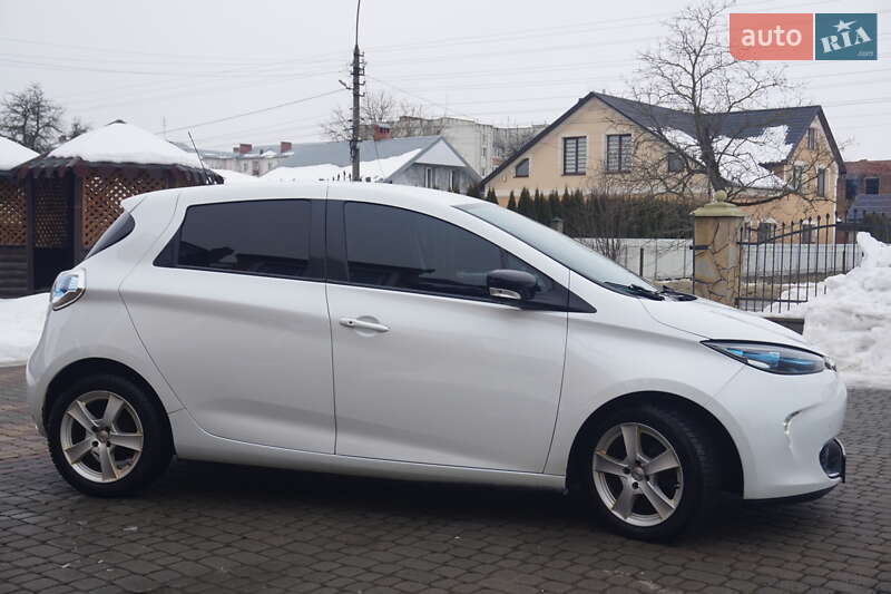 Хэтчбек Renault Zoe 2018 в Самборе