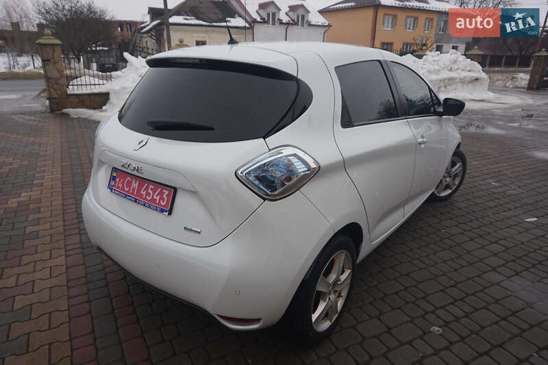 Хэтчбек Renault Zoe 2018 в Самборе