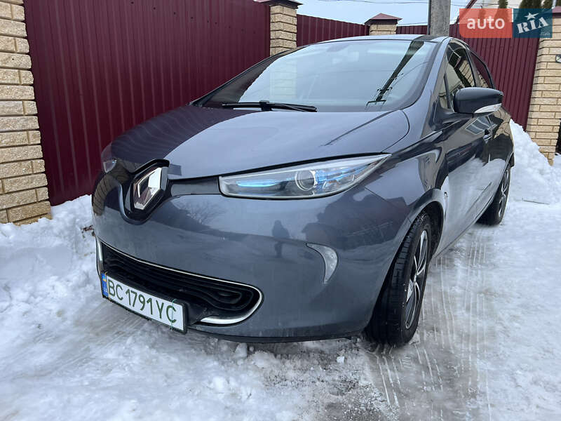 Хэтчбек Renault Zoe 2017 в Львове