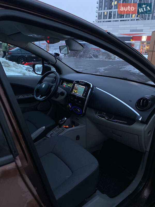 Хетчбек Renault Zoe 2015 в Львові фото 6 Хетчбек Renault Zoe 2015 в Львові