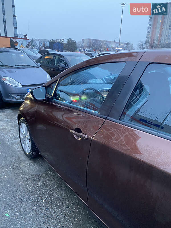 Хетчбек Renault Zoe 2015 в Львові фото 16 Хетчбек Renault Zoe 2015 в Львові