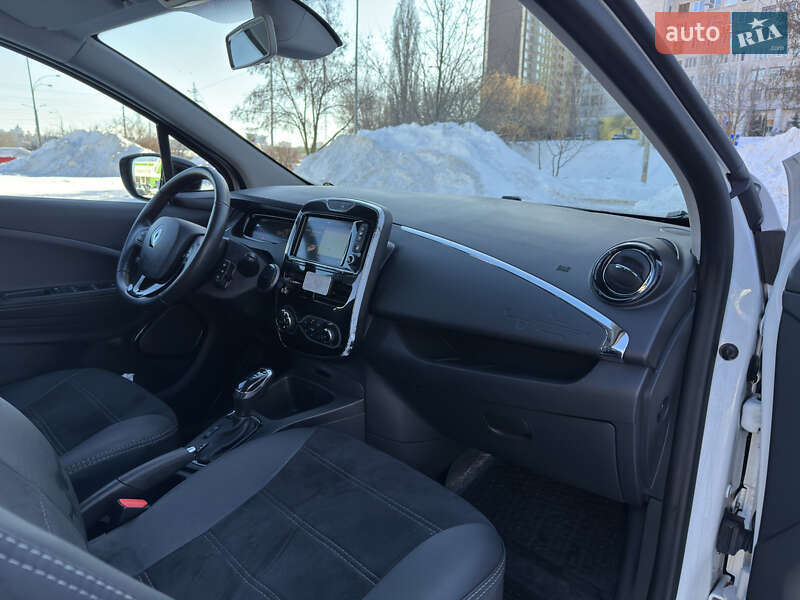 Хэтчбек Renault Zoe 2018 в Киеве