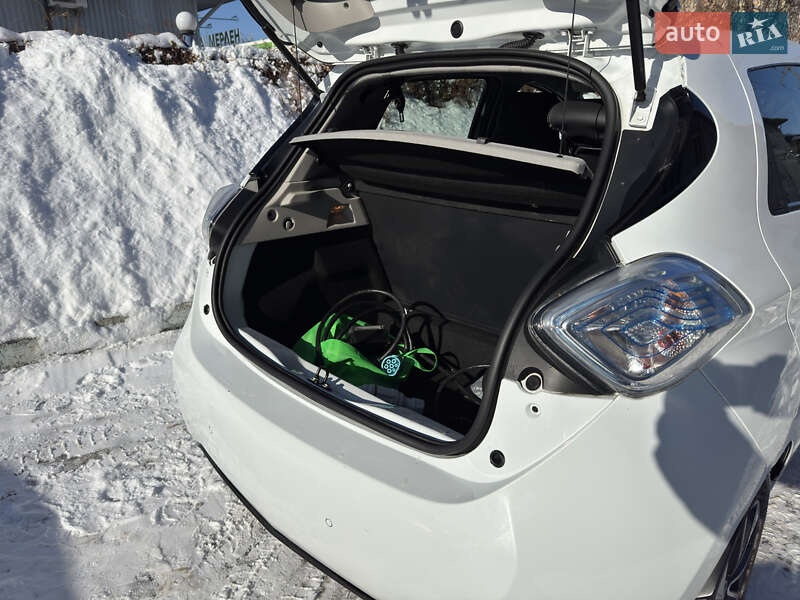 Хэтчбек Renault Zoe 2018 в Киеве