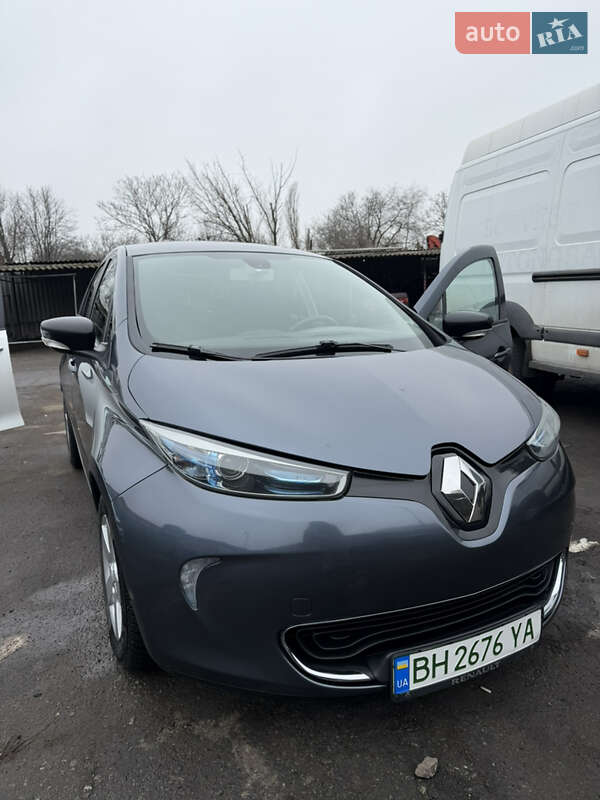 Хэтчбек Renault Zoe 2018 в Одессе фото Хэтчбек Renault Zoe 2018 в Одессе
