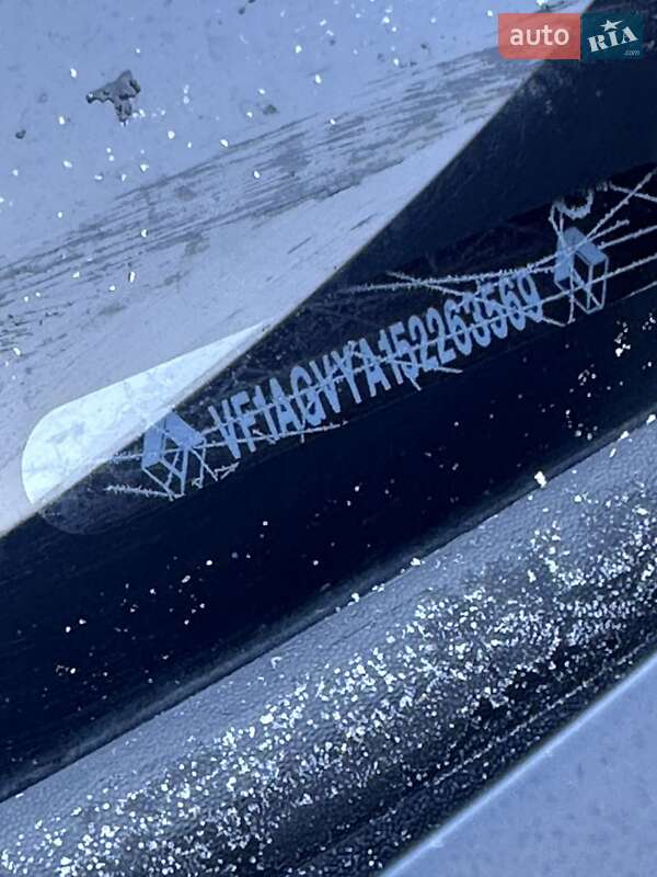 Хетчбек Renault Zoe 2014 в Білогородці фото 40 Хетчбек Renault Zoe 2014 в Білогородці