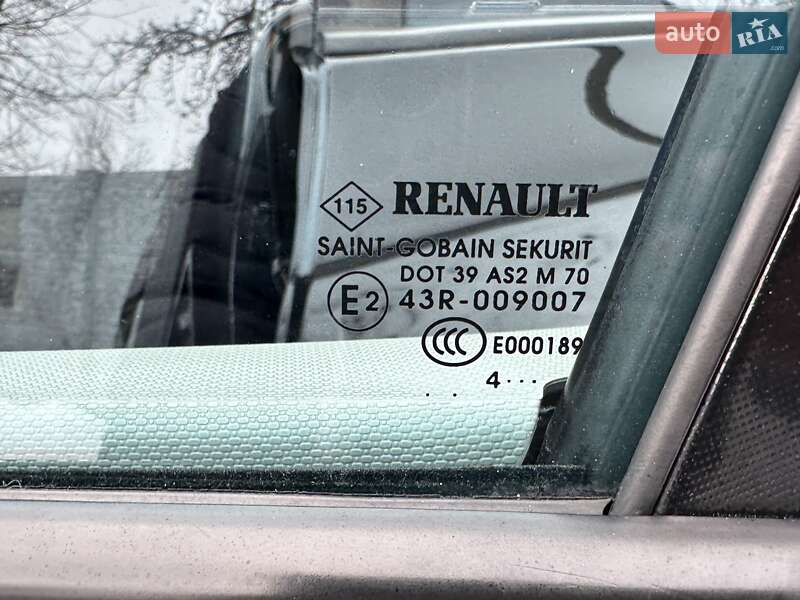 Хэтчбек Renault Zoe 2014 в Ровно фото 39 Хэтчбек Renault Zoe 2014 в Ровно