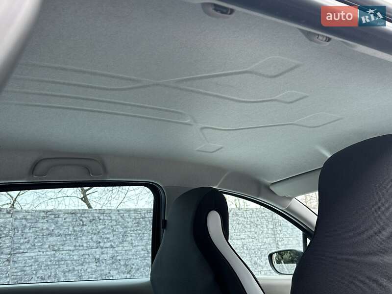 Хэтчбек Renault Zoe 2014 в Ровно фото 94 Хэтчбек Renault Zoe 2014 в Ровно