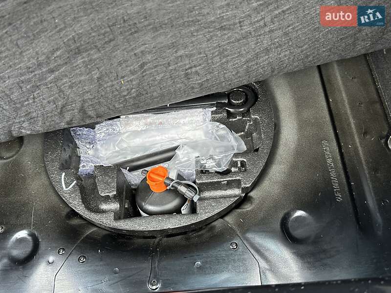 Хэтчбек Renault Zoe 2014 в Ровно фото 116 Хэтчбек Renault Zoe 2014 в Ровно