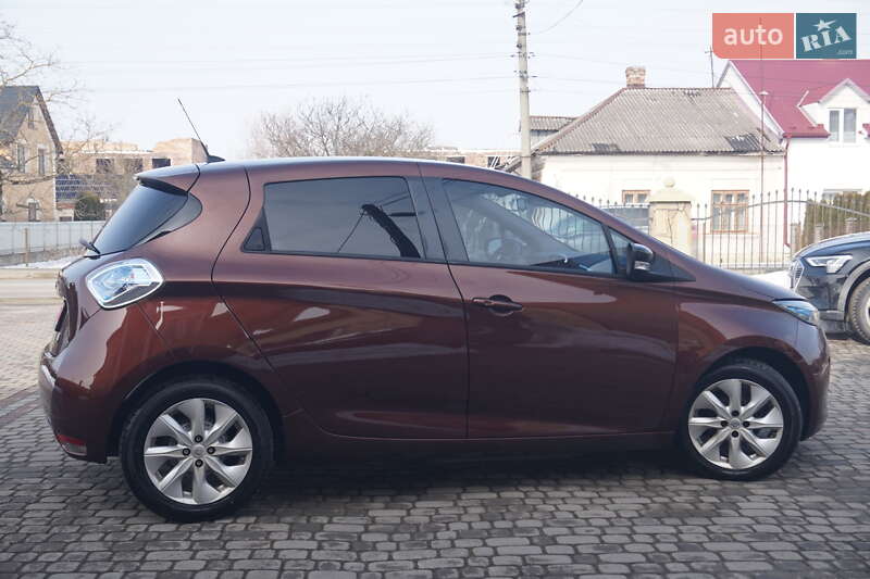 Хэтчбек Renault Zoe 2015 в Самборе фото 7 Хэтчбек Renault Zoe 2015 в Самборе