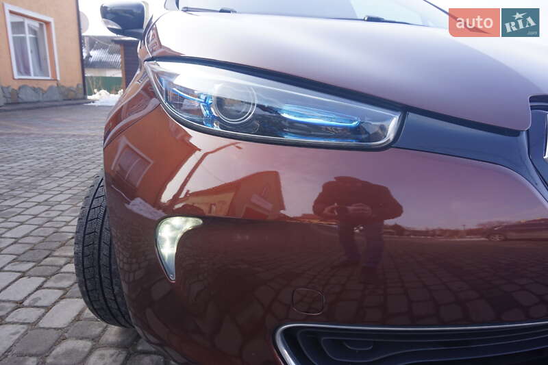 Хэтчбек Renault Zoe 2015 в Самборе фото 22 Хэтчбек Renault Zoe 2015 в Самборе