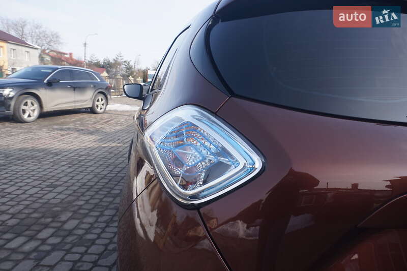 Хэтчбек Renault Zoe 2015 в Самборе фото 24 Хэтчбек Renault Zoe 2015 в Самборе