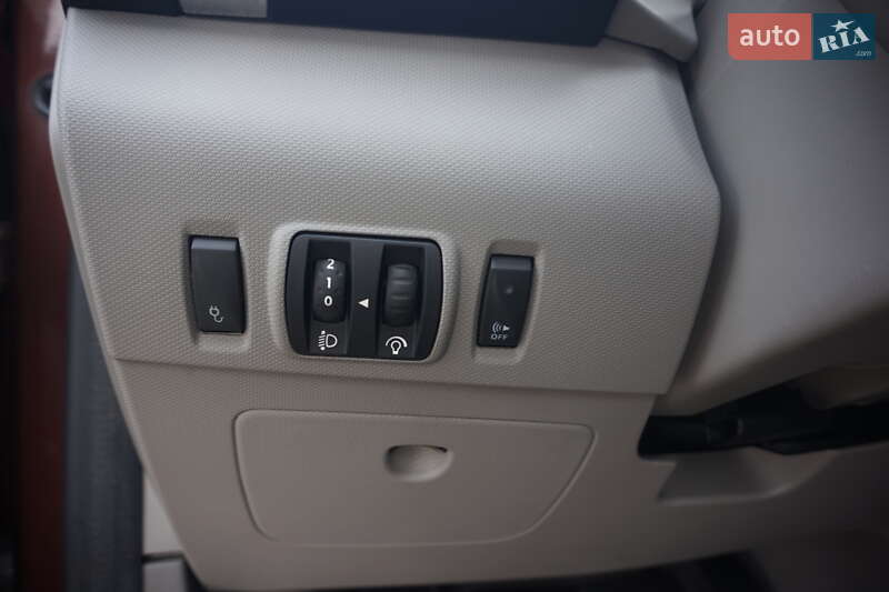 Хэтчбек Renault Zoe 2015 в Самборе фото 28 Хэтчбек Renault Zoe 2015 в Самборе