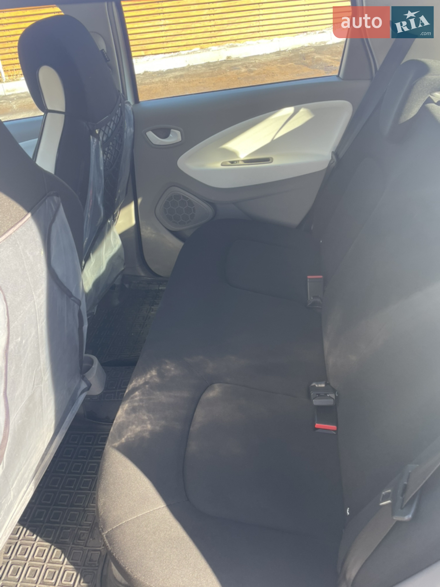 2016 Renault ZOE - мініатюра 10