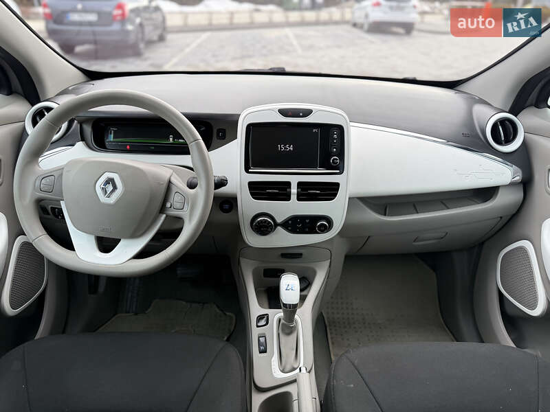 Хэтчбек Renault Zoe 2016 в Городке фото 7 Хэтчбек Renault Zoe 2016 в Городке