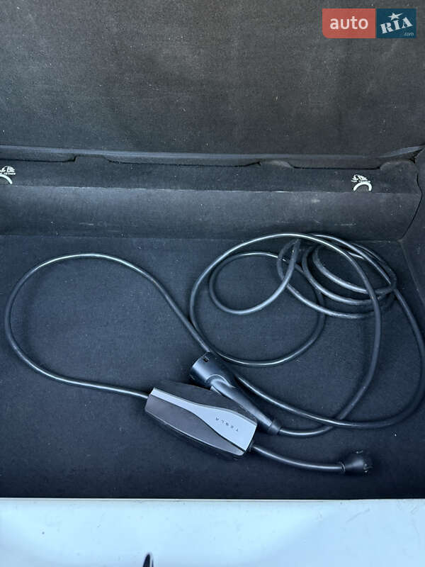 Хэтчбек Renault Zoe 2016 в Черновцах