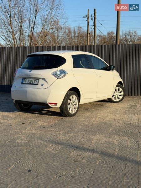 Хэтчбек Renault Zoe 2016 в Дрогобыче