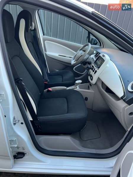 Хэтчбек Renault Zoe 2016 в Рожище