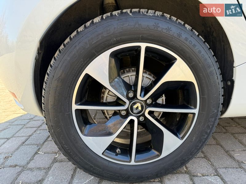 Хэтчбек Renault Zoe 2018 в Львове