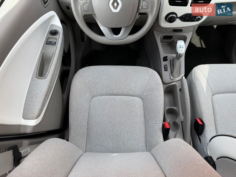 Хэтчбек Renault Zoe 2018 в Львове