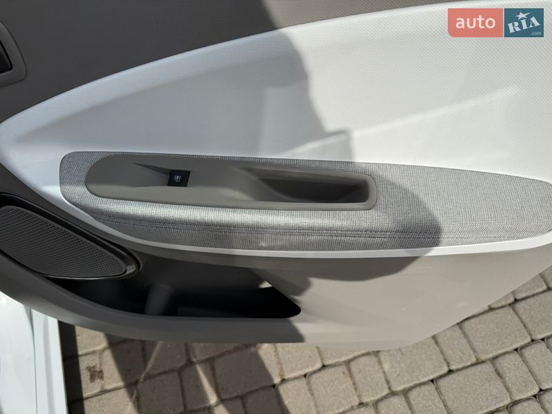 Хэтчбек Renault Zoe 2018 в Львове