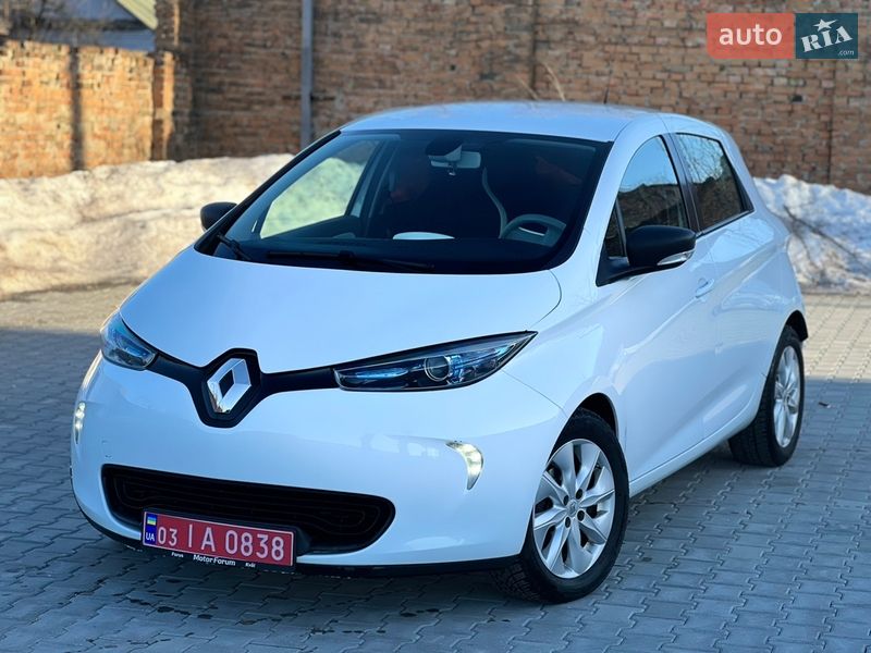 Хэтчбек Renault Zoe 2018 в Дубно