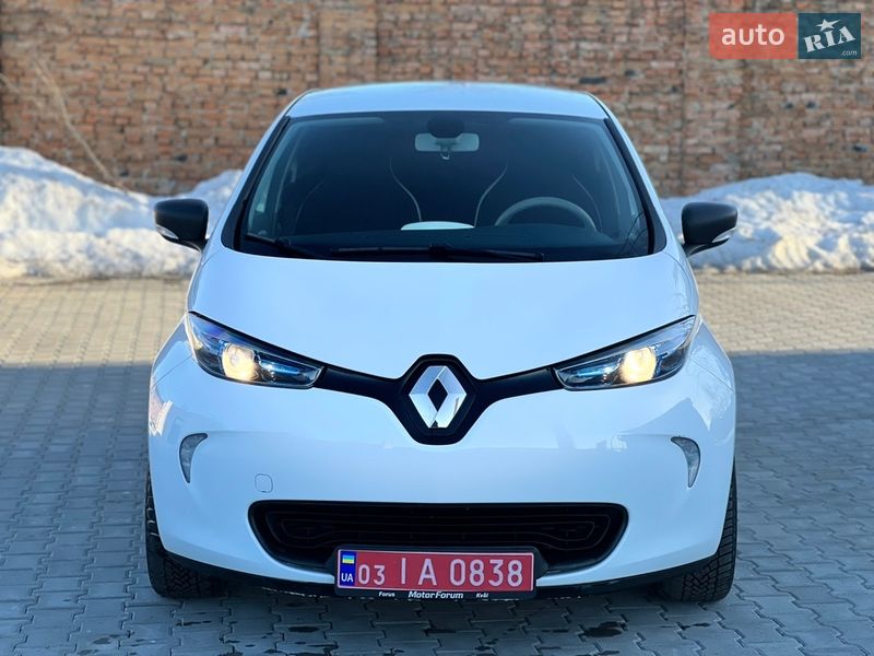 Хэтчбек Renault Zoe 2018 в Дубно