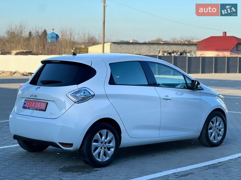 Хэтчбек Renault Zoe 2018 в Дубно