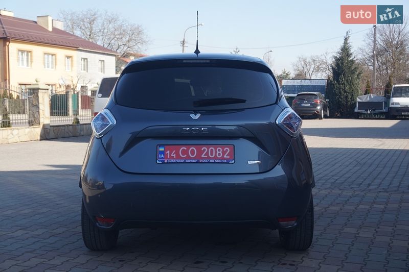 Хэтчбек Renault Zoe 2018 в Самборе