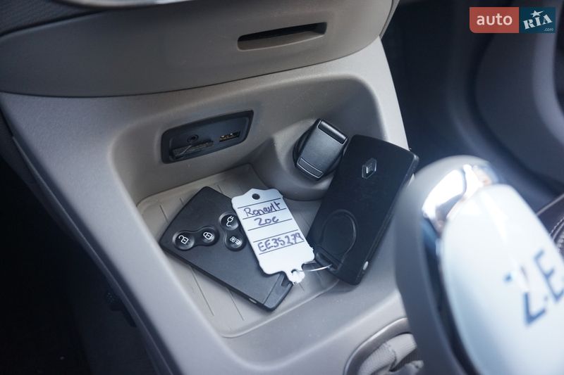 Хэтчбек Renault Zoe 2018 в Самборе