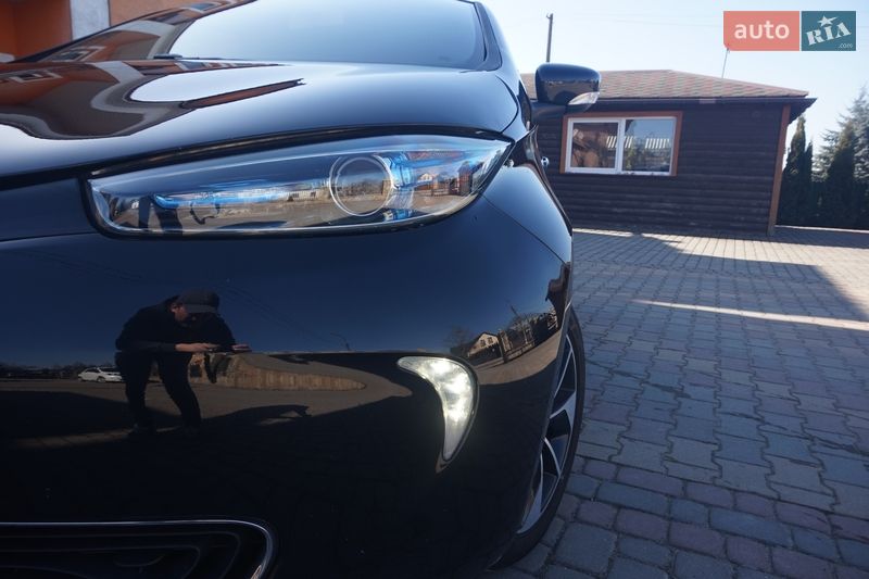 Хэтчбек Renault Zoe 2018 в Самборе