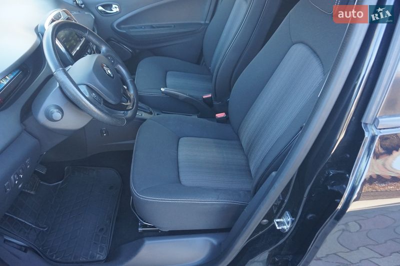 Хэтчбек Renault Zoe 2018 в Самборе