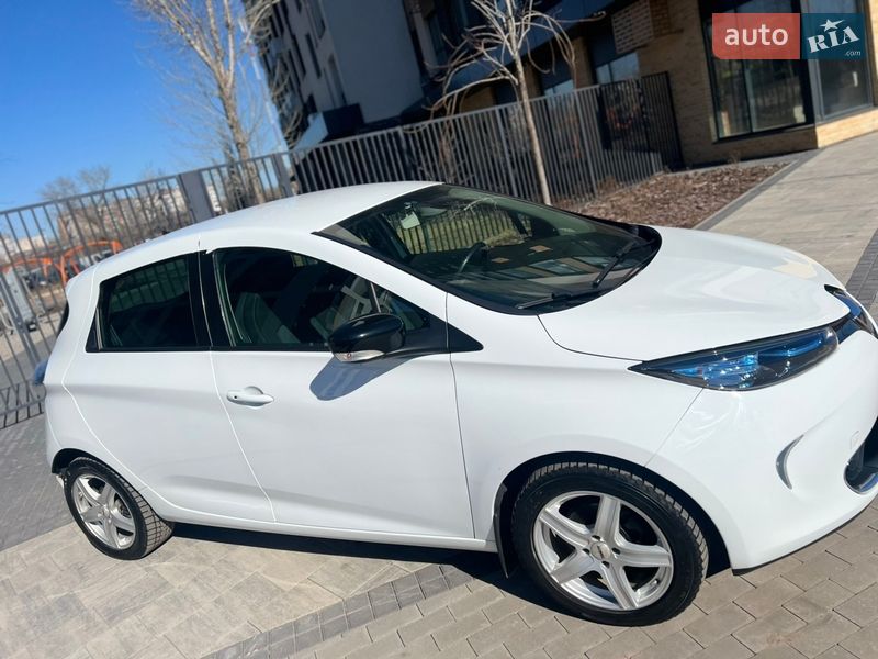 Хэтчбек Renault Zoe 2017 в Кропивницком