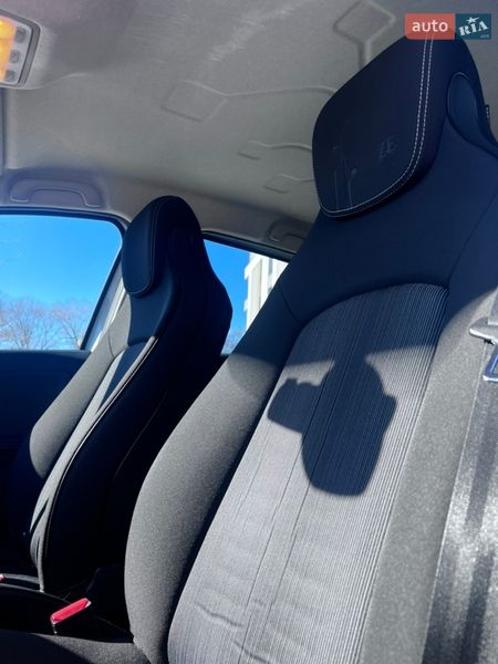 Хэтчбек Renault Zoe 2017 в Кропивницком