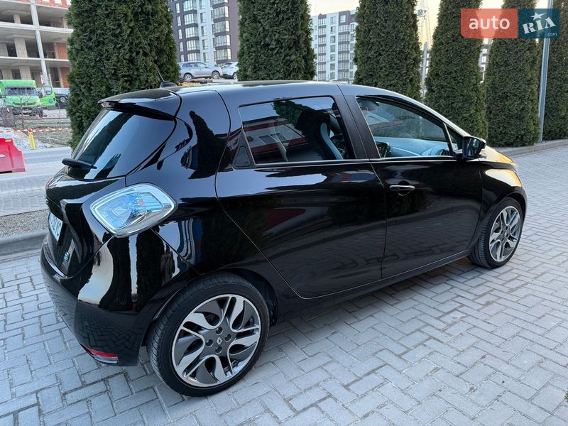 Хэтчбек Renault Zoe 2015 в Львове
